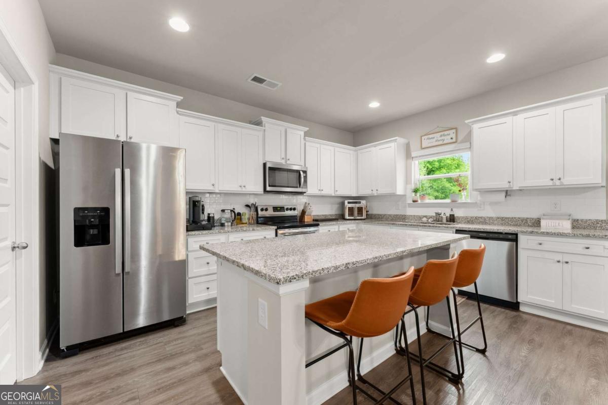 146 Waterford Circle