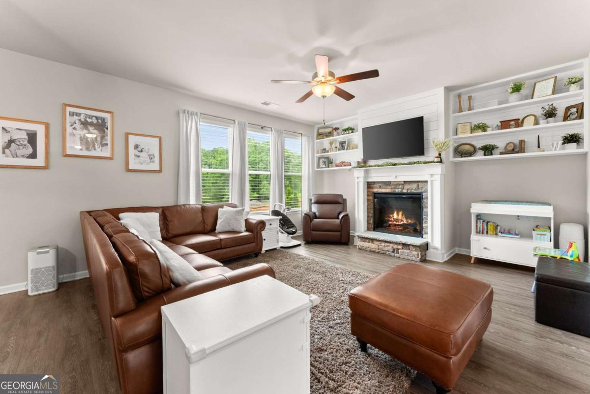 146 Waterford Circle