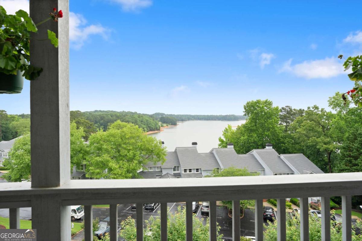 2300 Habersham Marina Road # 302