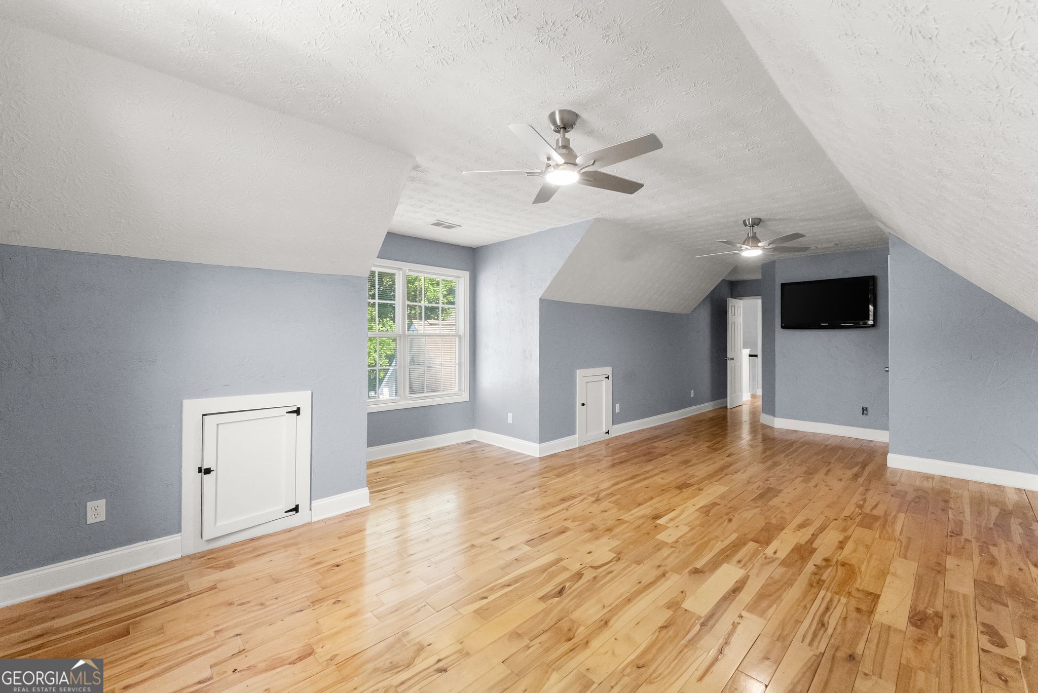 4523 Lafayette Lane