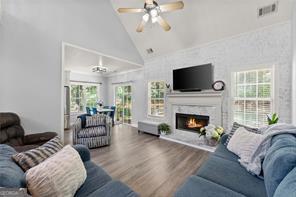 4523 Lafayette Lane