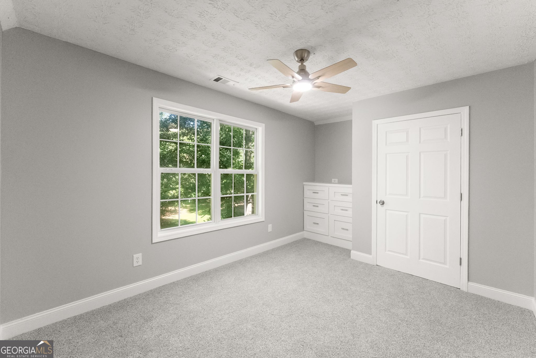 4523 Lafayette Lane