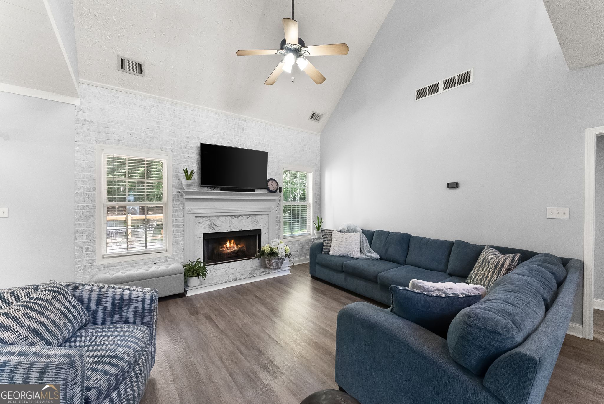 4523 Lafayette Lane