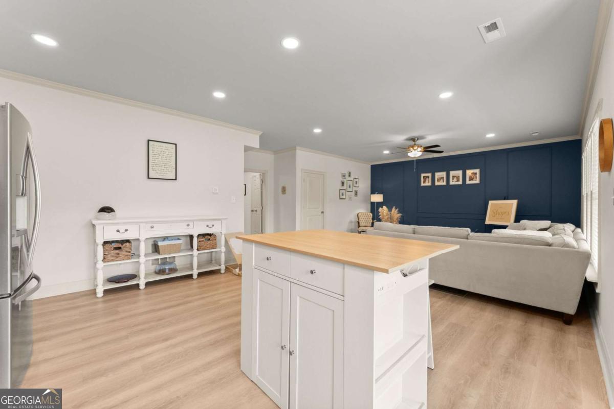 6742 Trail Side Drive