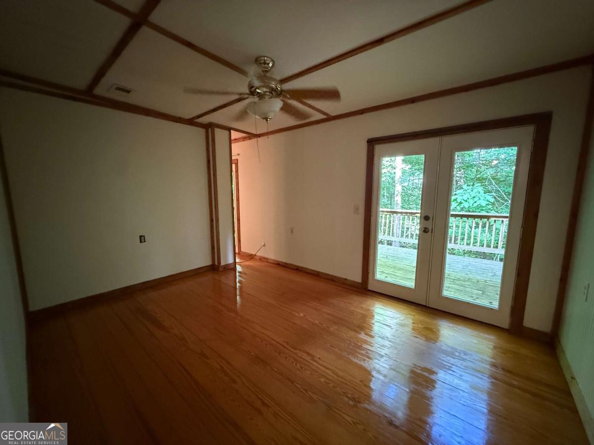 2405 Mountain Road