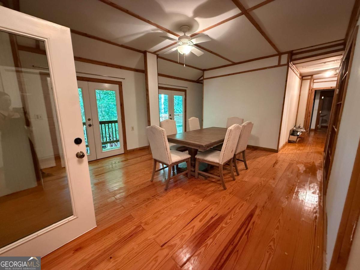 2405 Mountain Road