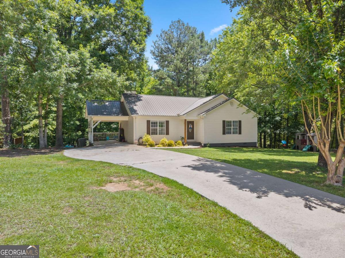 18 Chickasaw Trail