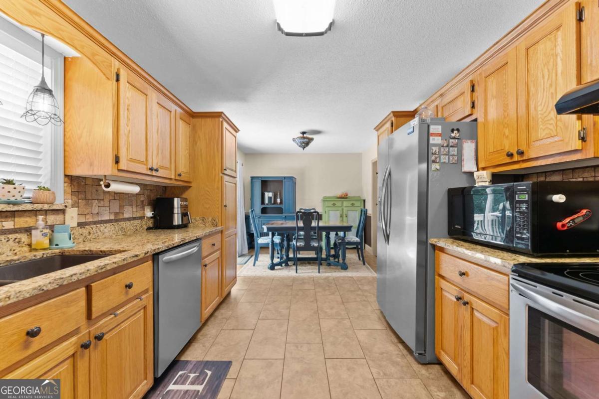 18 Chickasaw Trail