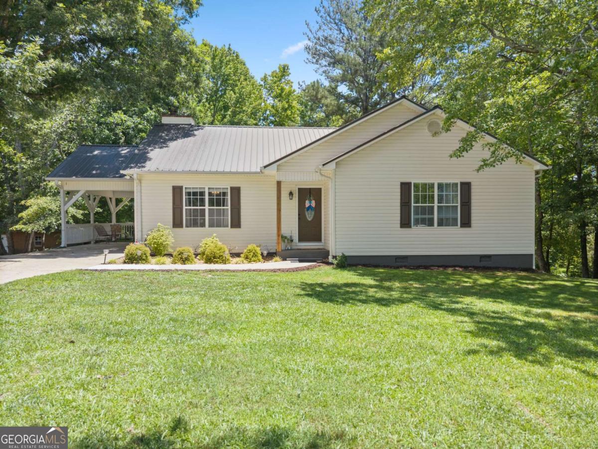 18 Chickasaw Trail