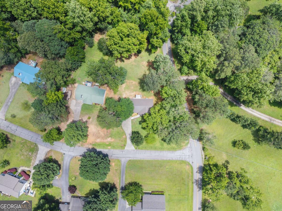 18 Chickasaw Trail