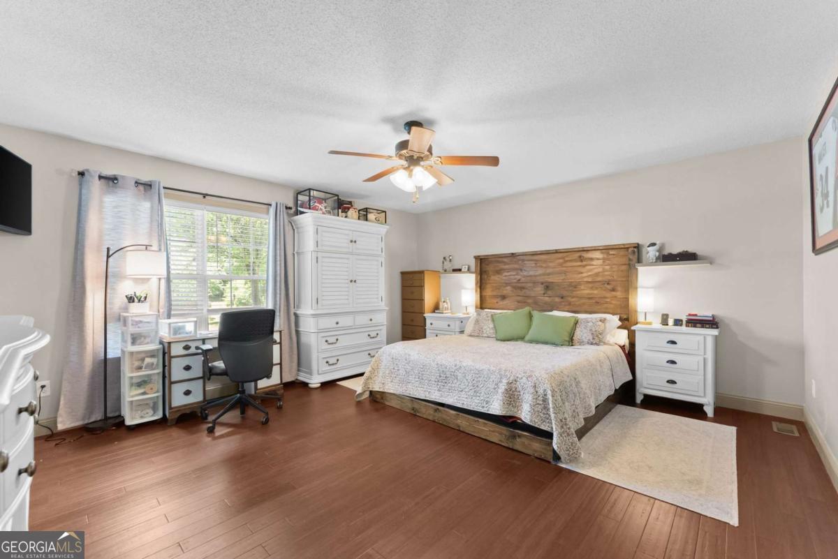 18 Chickasaw Trail