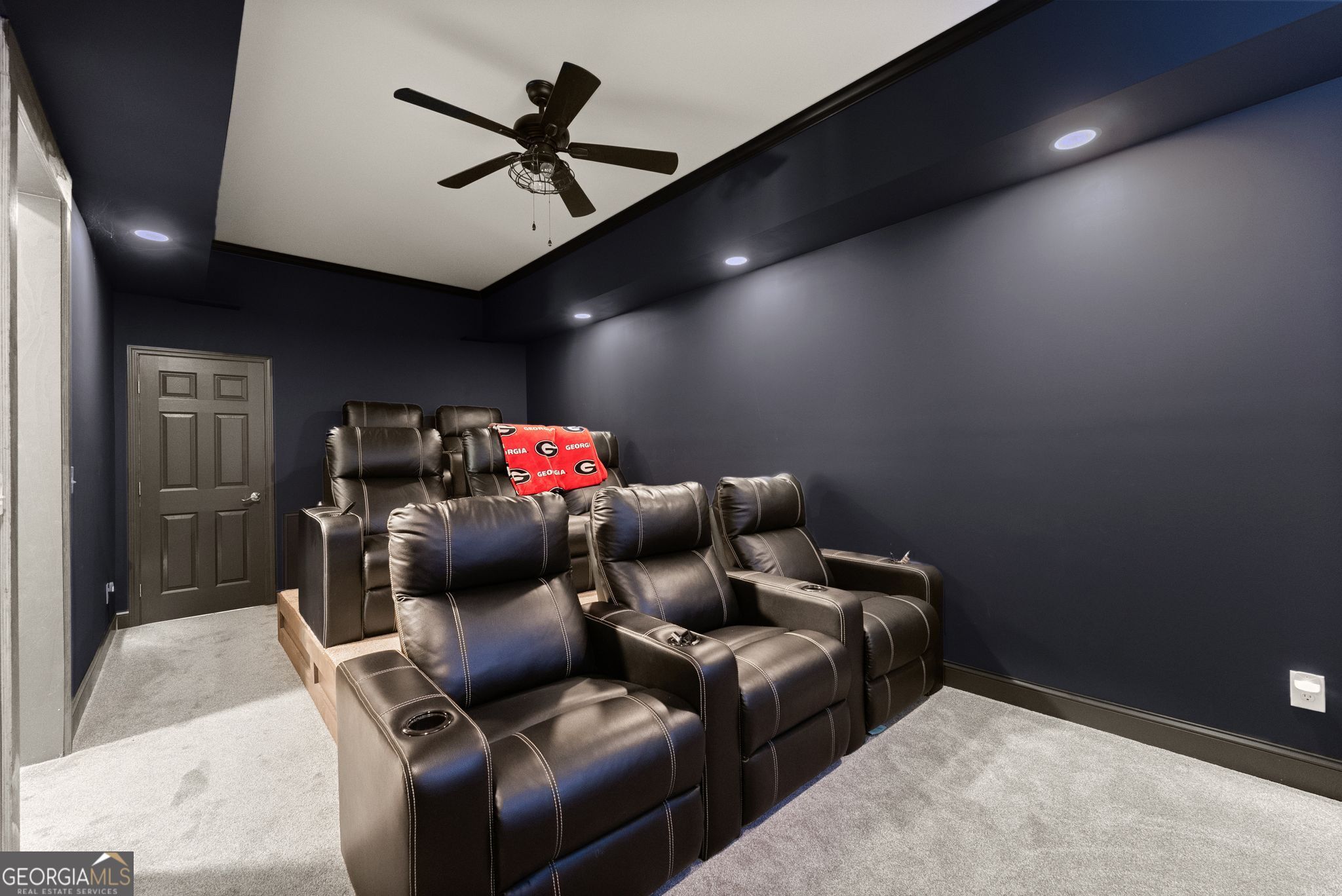 4718 Shady Lake Circle