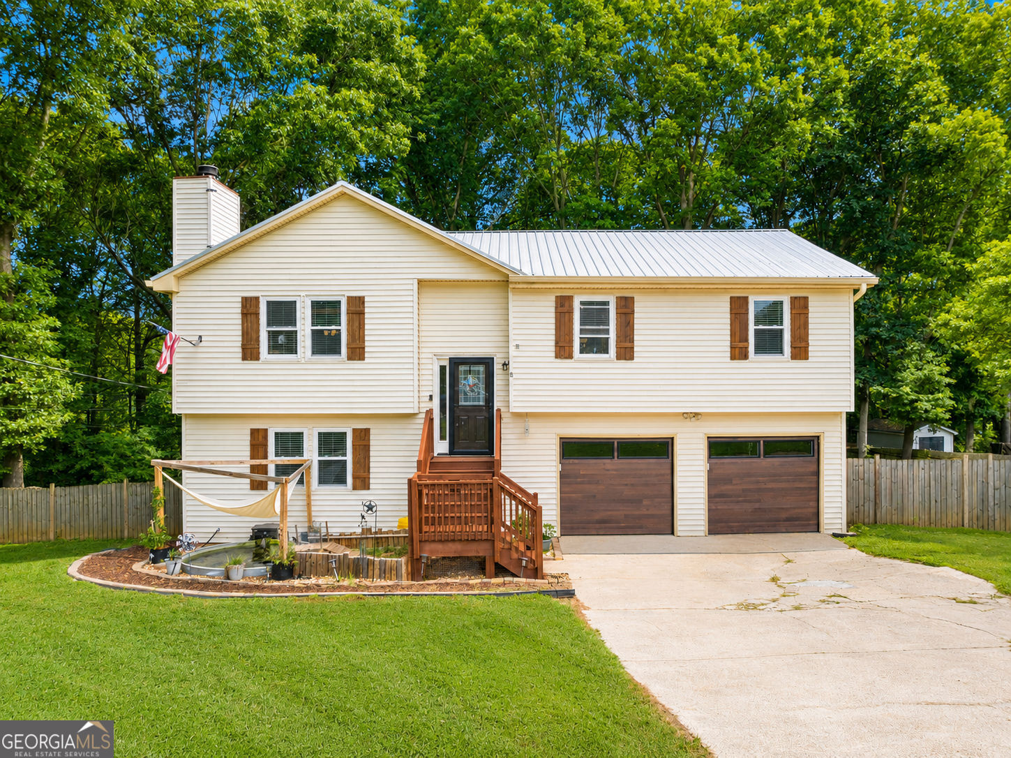 1508 Country Court