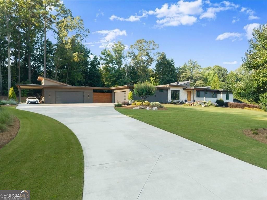 574 Riverside Road