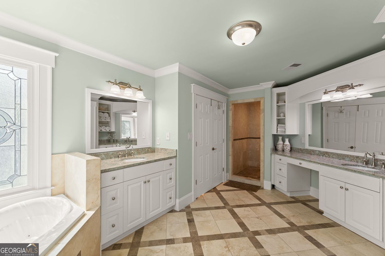 16066 Inverness Trail