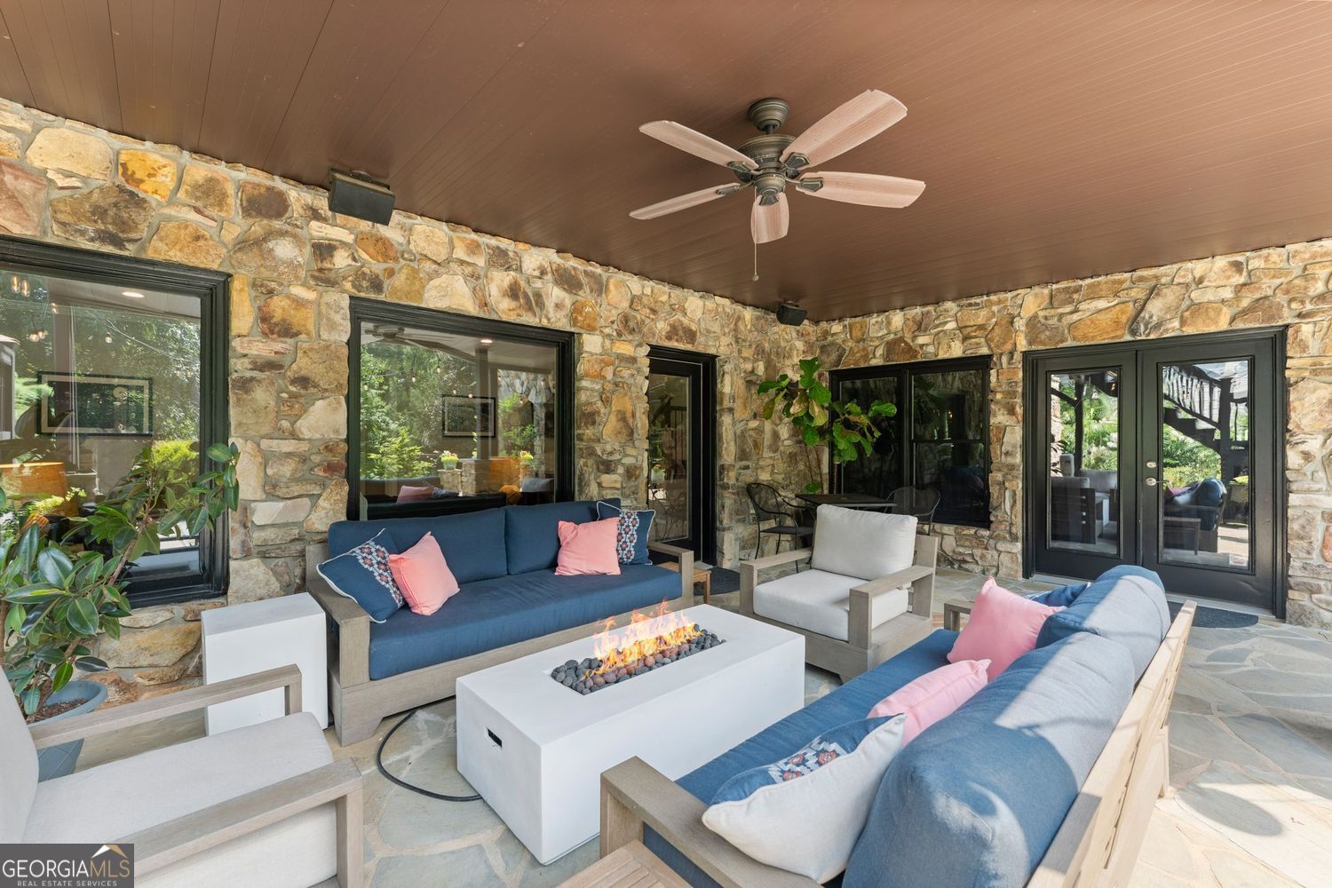 16066 Inverness Trail