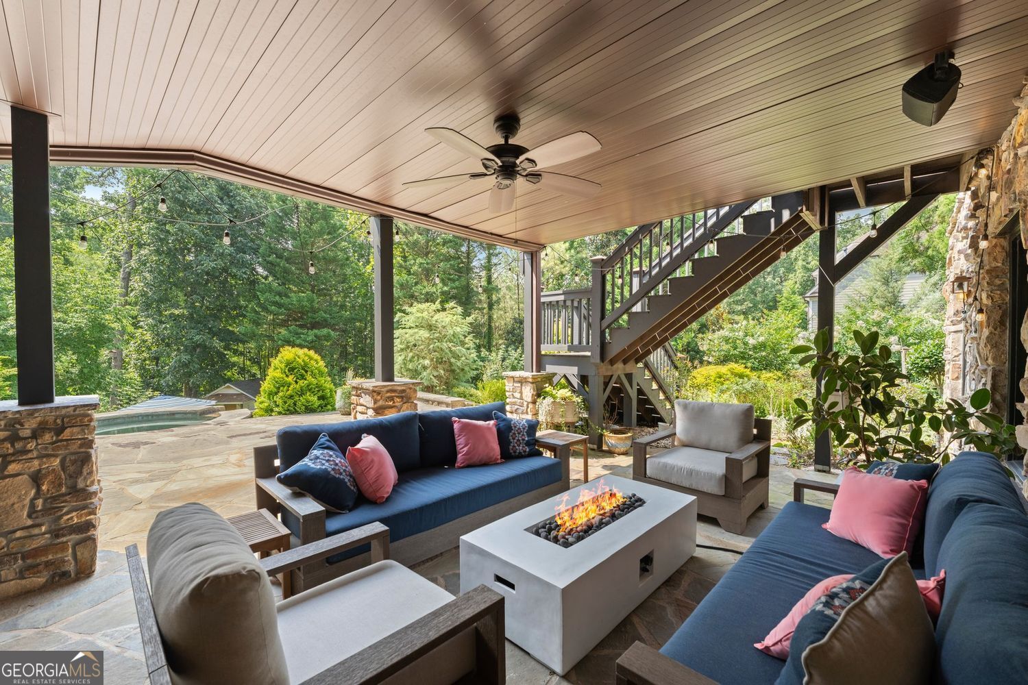 16066 Inverness Trail