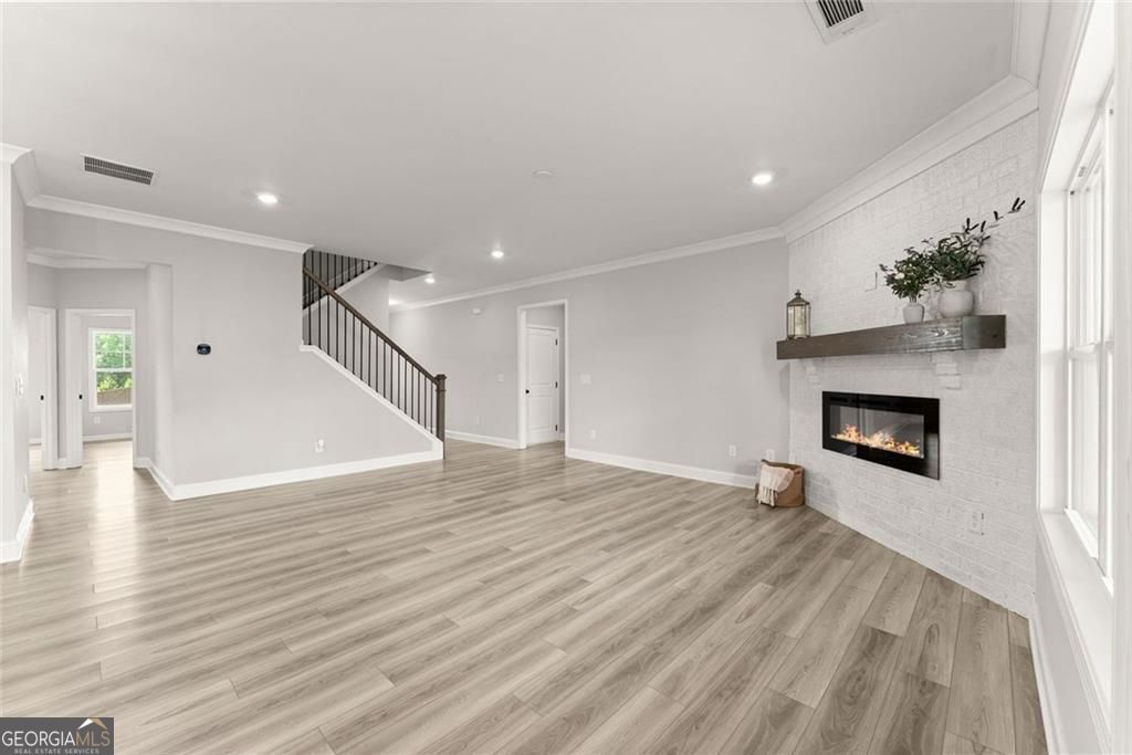 7125 Birch View Court