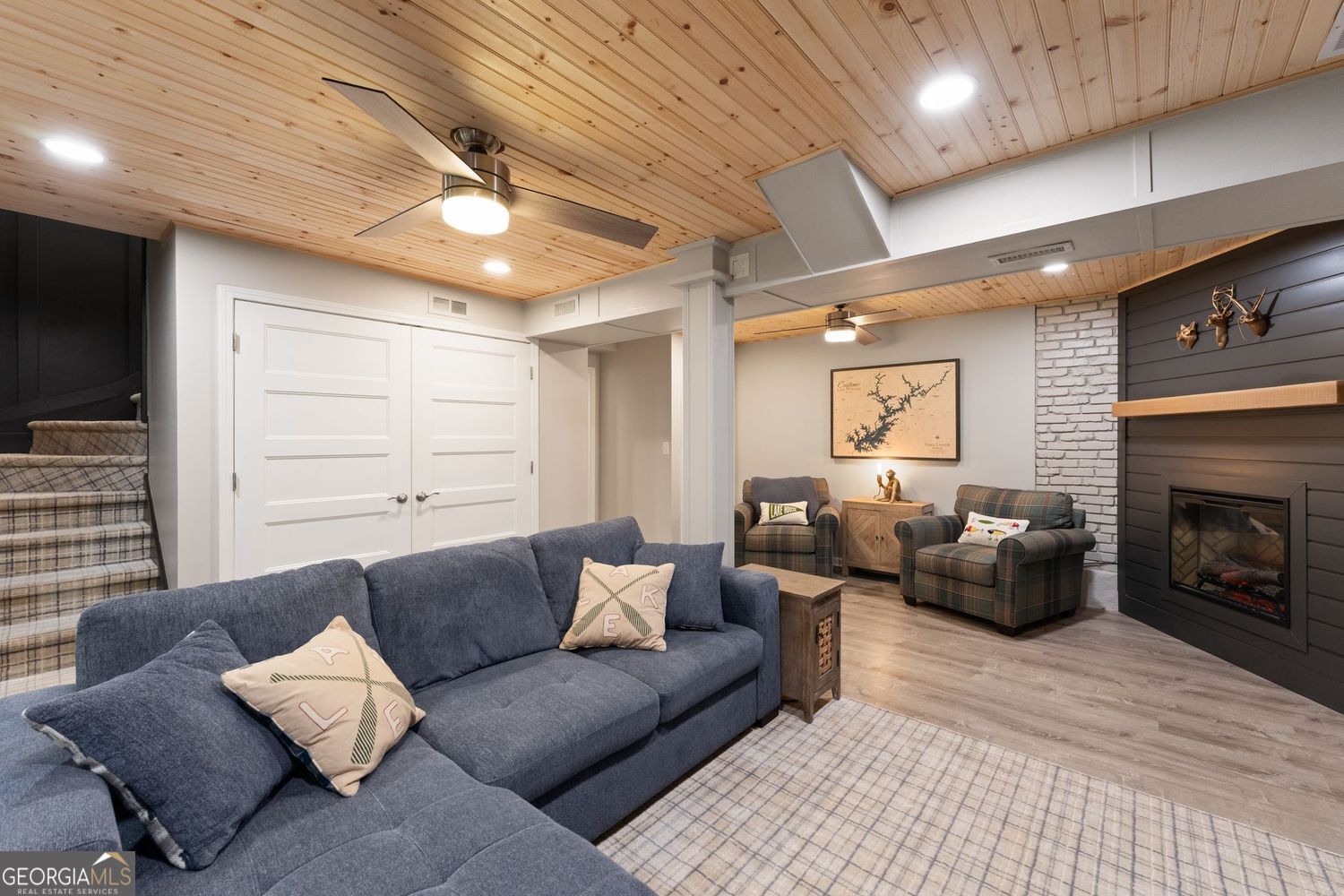 4785 Perry Road