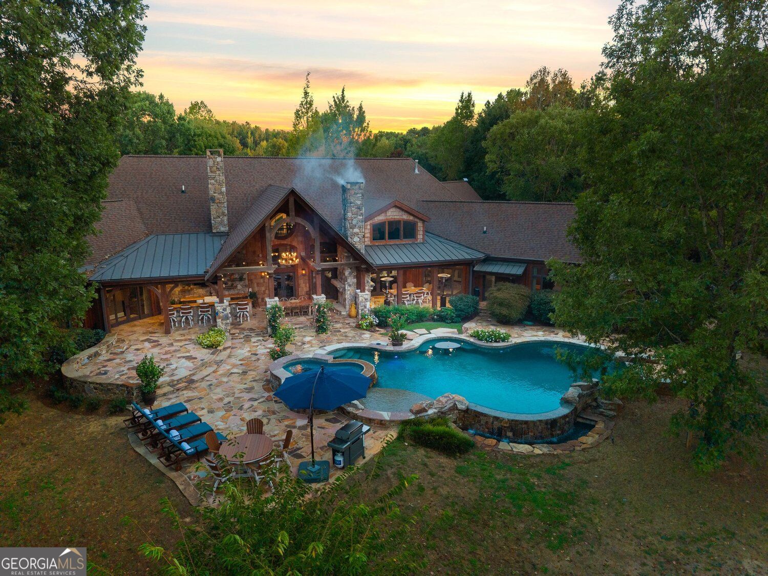 1524 Blacks Bluff Road SW