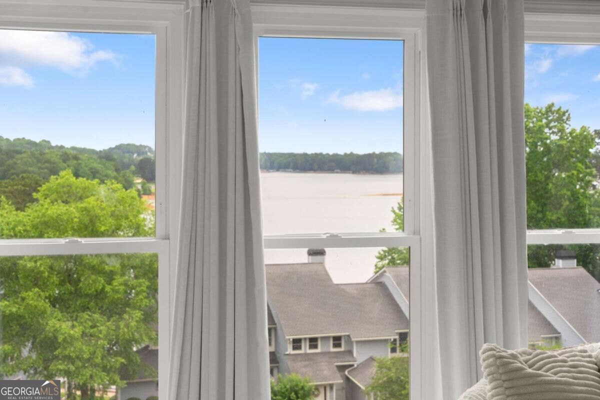 2300 Habersham Marina Road # 302