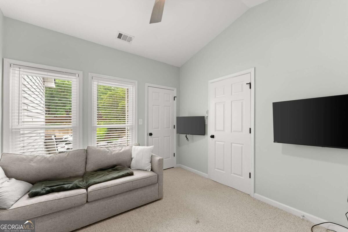 2300 Habersham Marina Road # 302