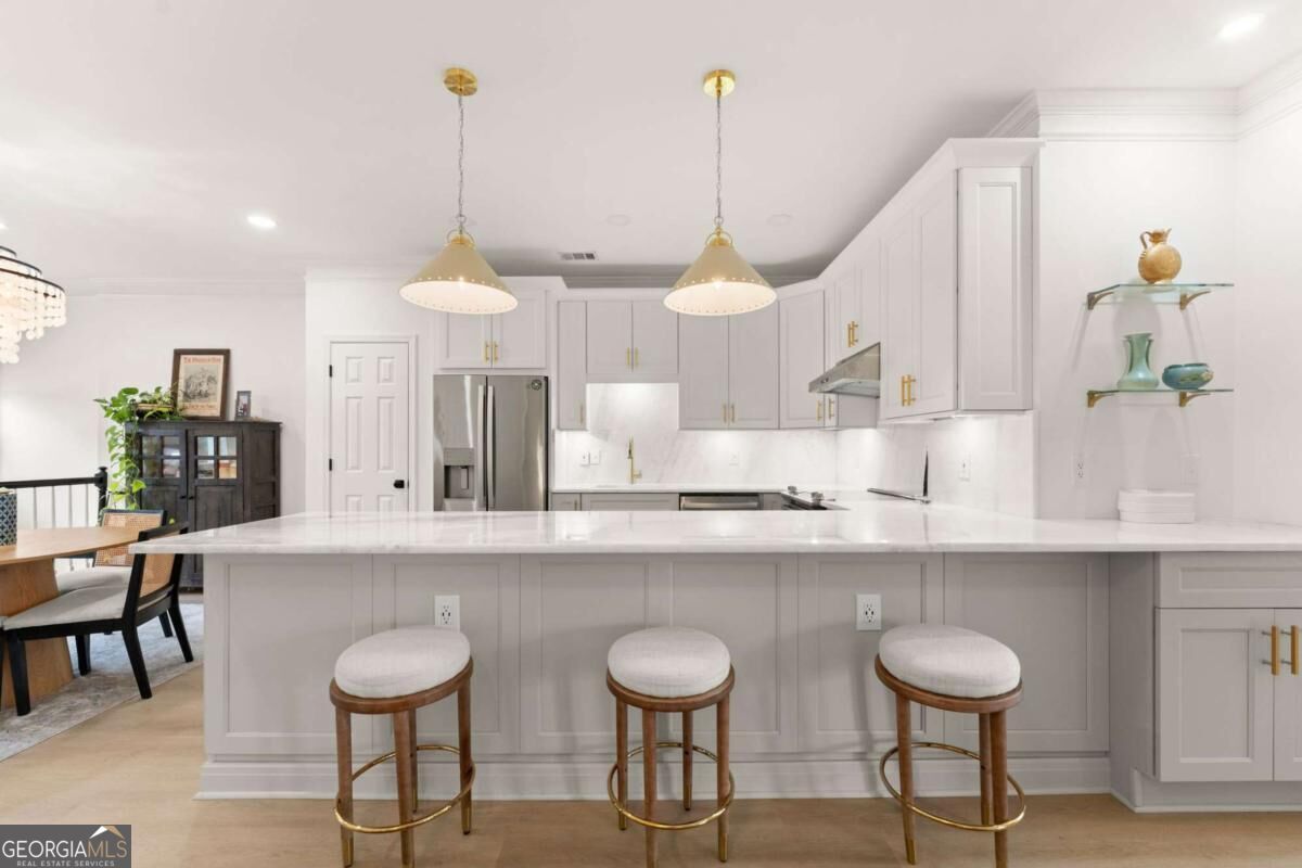 2300 Habersham Marina Road # 302