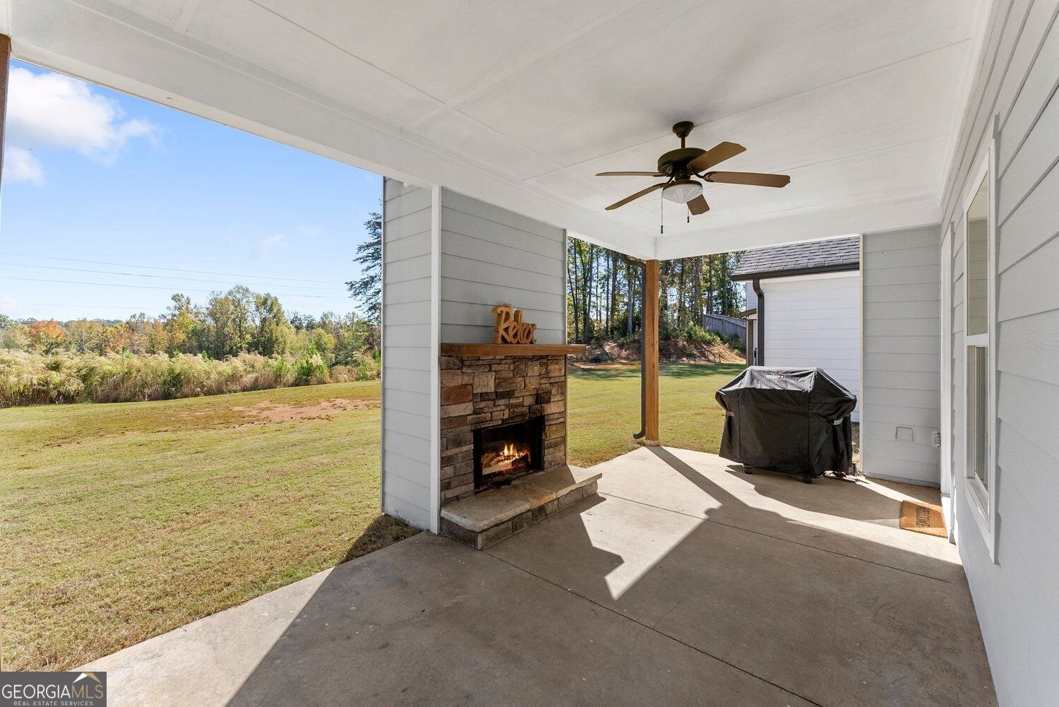 6338 Woodland Station Drive