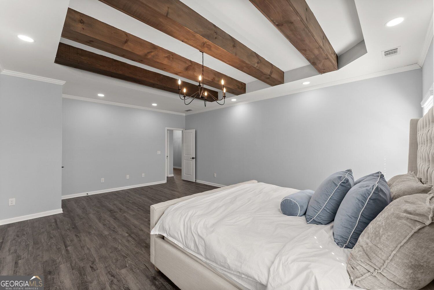 6338 Woodland Station Drive