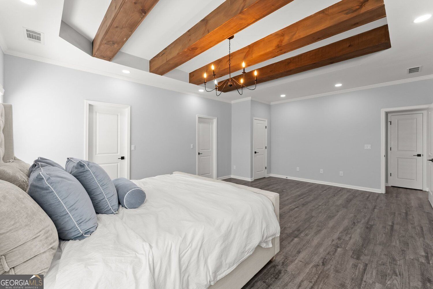 6338 Woodland Station Drive