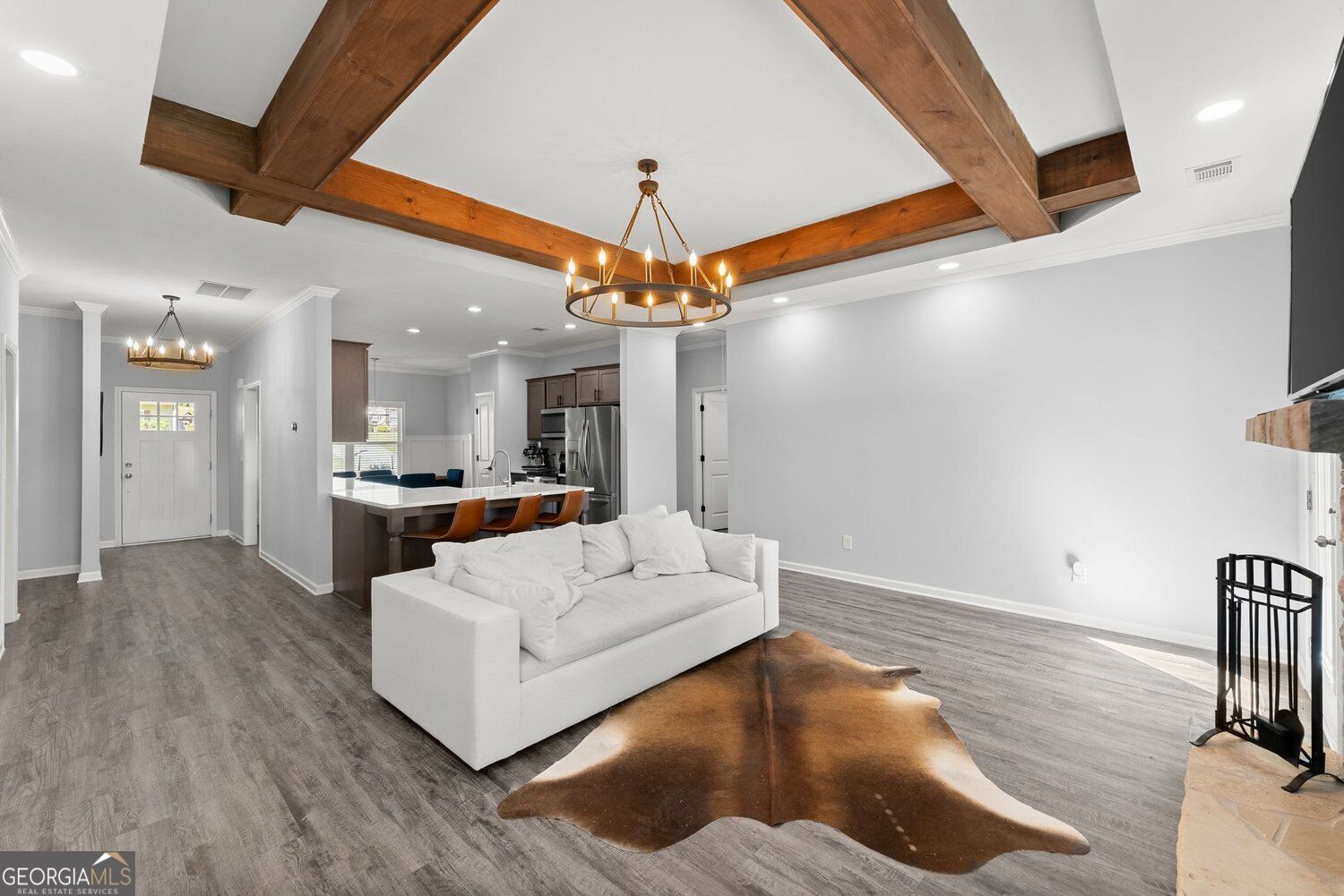 6338 Woodland Station Drive
