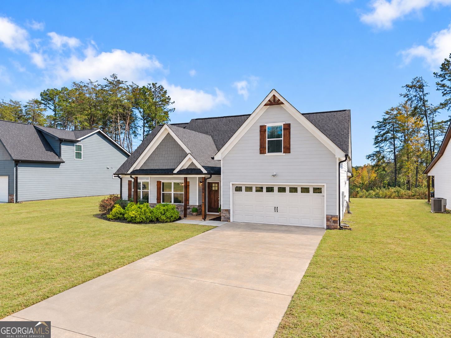 6338 Woodland Station Drive