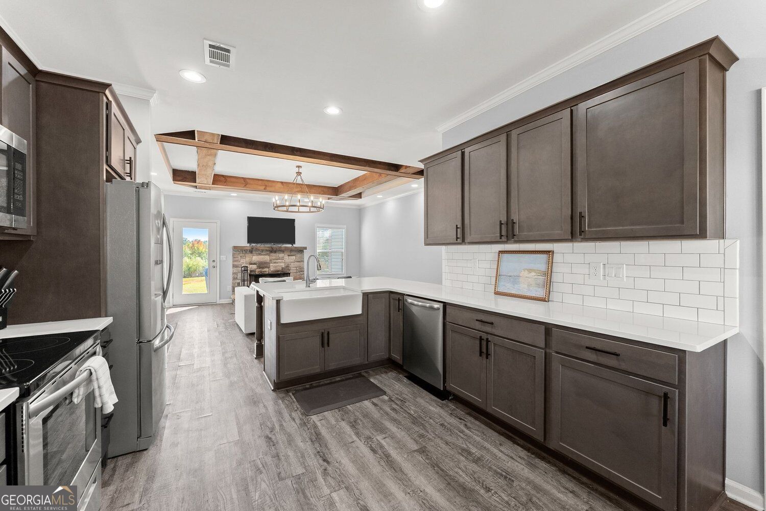 6338 Woodland Station Drive