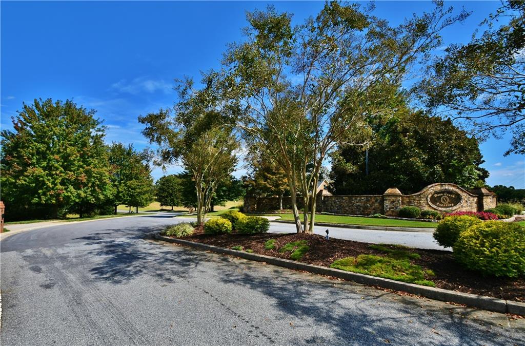 4543 Fawn Path