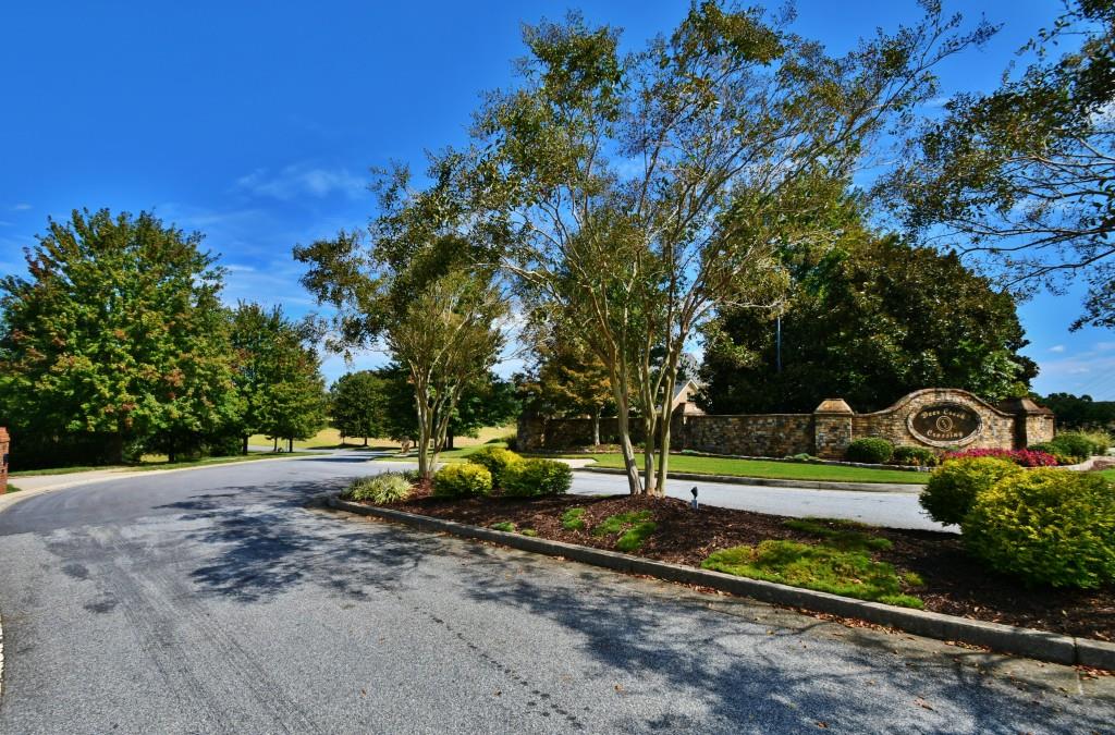 4536 Fawn Path