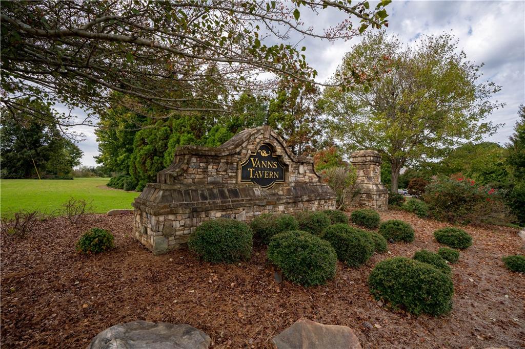 9115 Fox Trail Lane