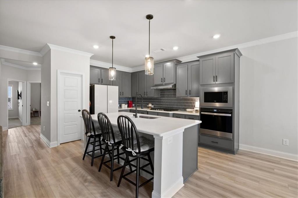 6110 Empress Court
