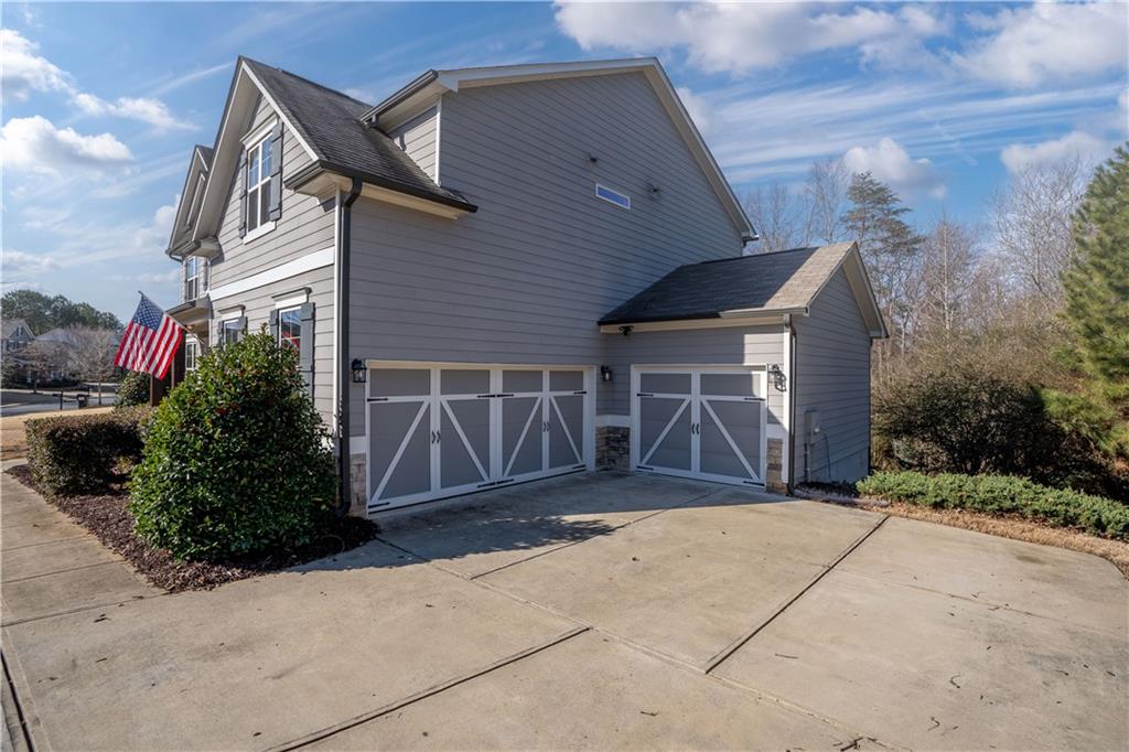 9030 Maple Run Trail