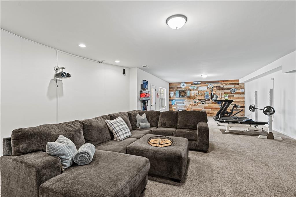 9030 Maple Run Trail