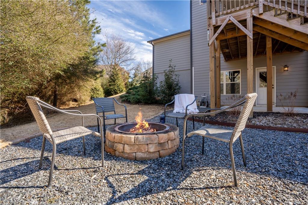 9030 Maple Run Trail