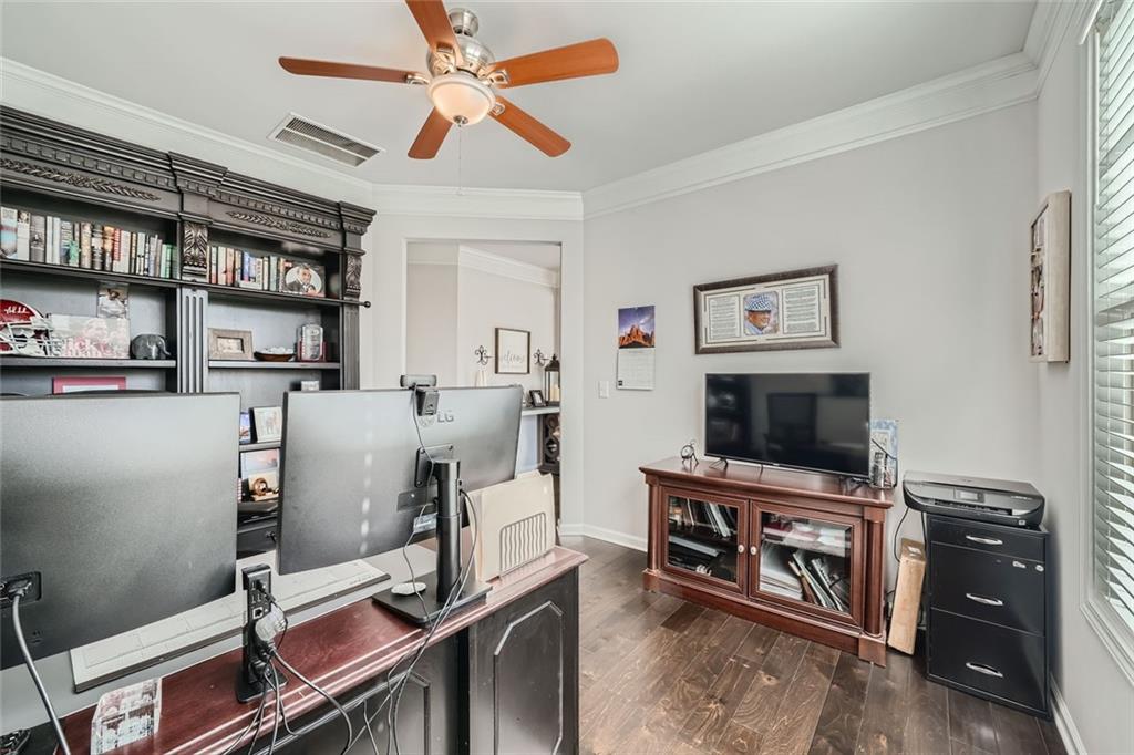 9050 Maple Run Trail