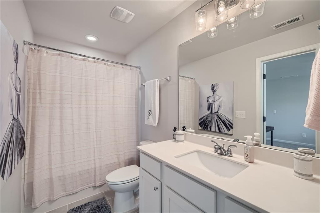 9050 Maple Run Trail