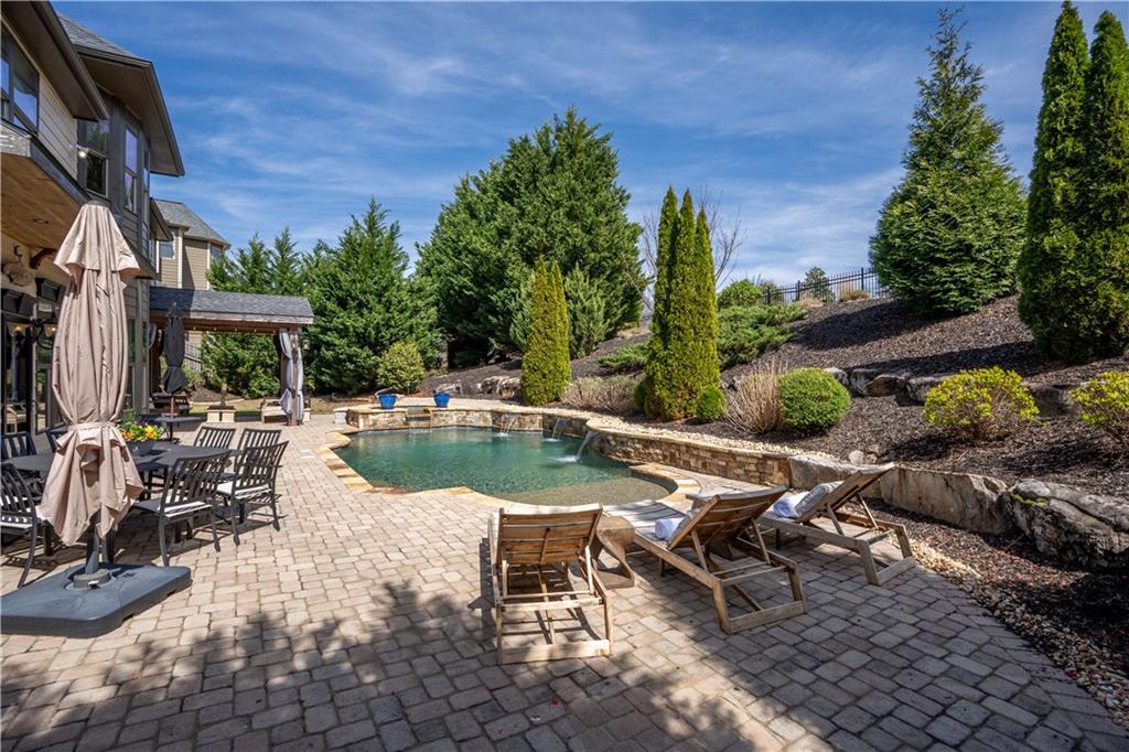 9035 Maple Run Trail