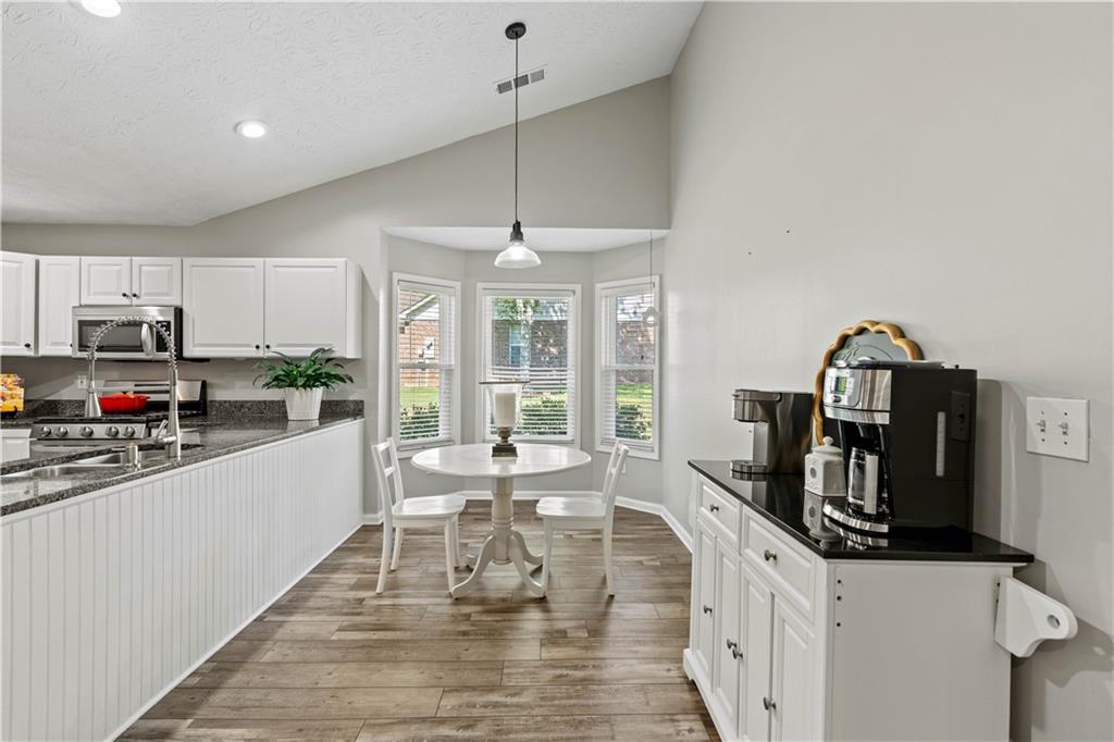 7095 Valley Landing Court