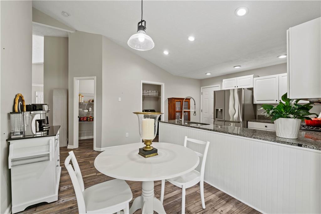 7095 Valley Landing Court