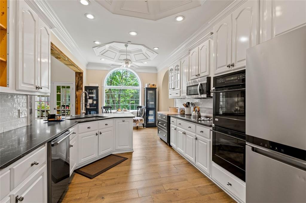 4337 MOUNTAIN VIEW Road