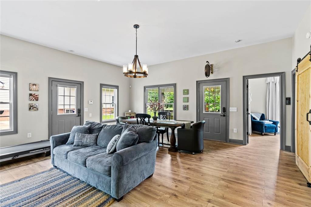 4337 MOUNTAIN VIEW Road