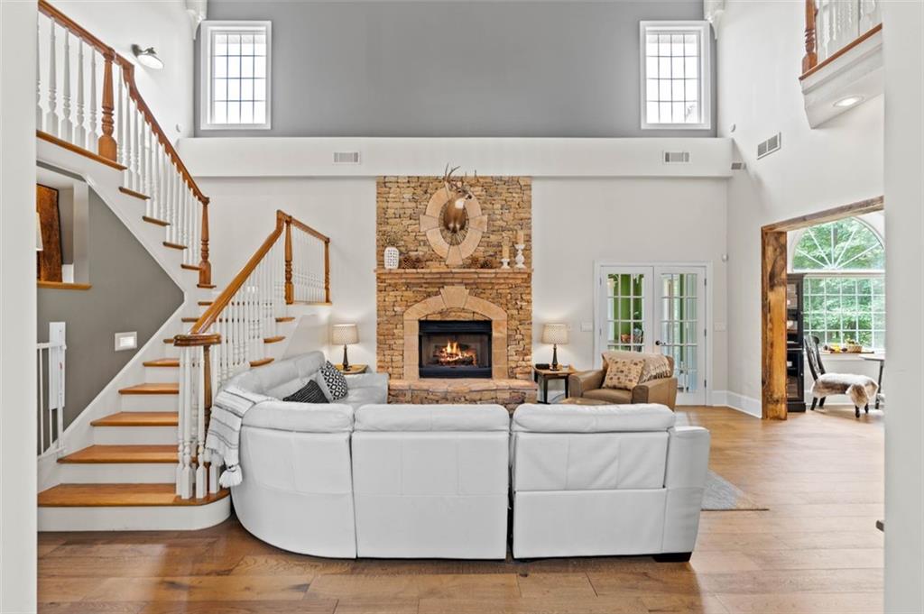 4337 MOUNTAIN VIEW Road