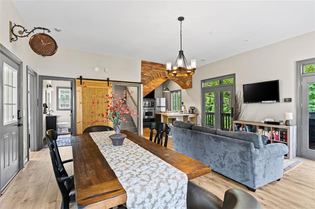 4337 MOUNTAIN VIEW Road