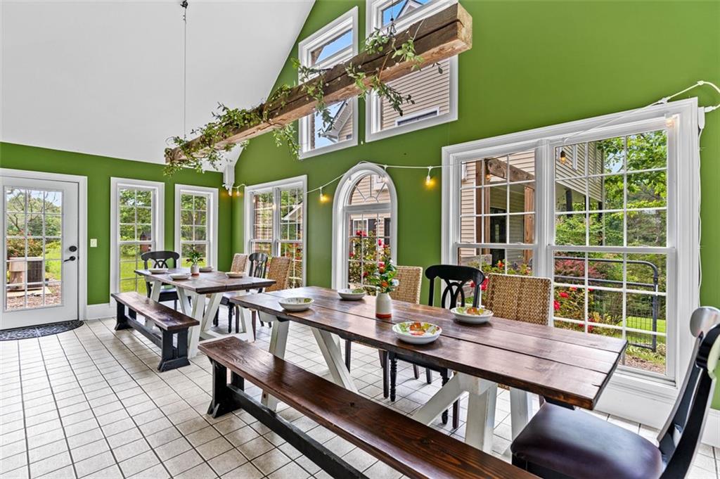 4337 MOUNTAIN VIEW Road